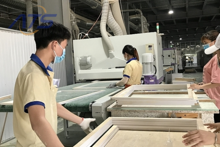 Bán hàng vào khu chế xuất có chịu thuế GTGT không?