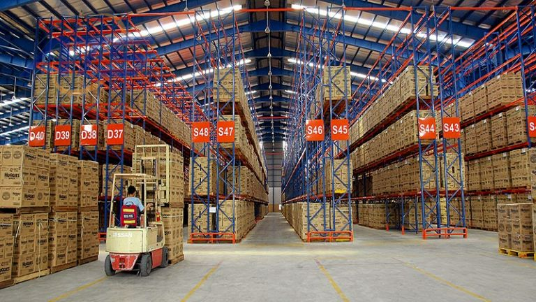 Kiểm kê và cập nhật số lượng hàng tồn kho
